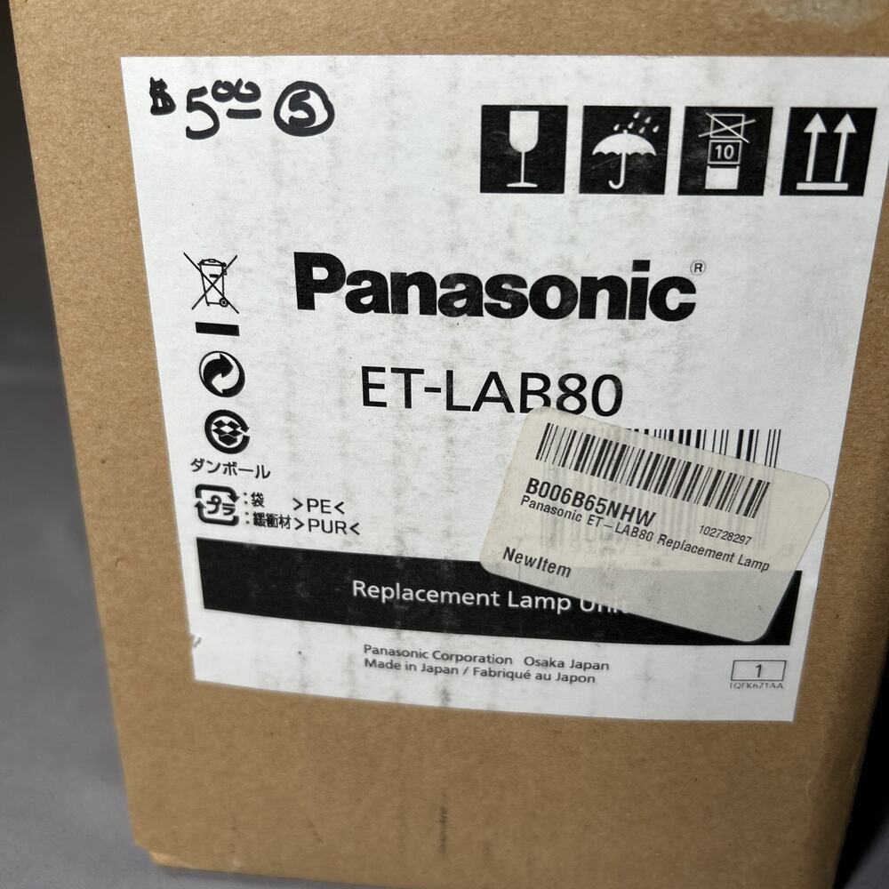 BRAND NEW Panasonic (Genuine) ET-LAB80 Projector Lamp Replacement OEM